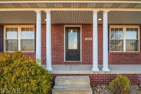 1645 Duncannon Dr, Normal, IL 61761 photo 2
