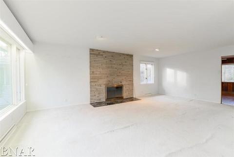 906 N School, Normal, IL 61761 photo 3