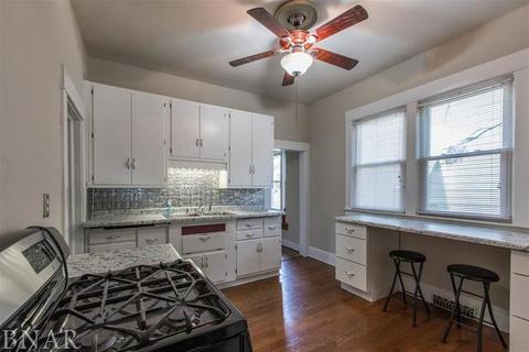 208 Willard, Bloomington, IL 61701 photo 12