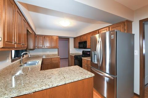 89 Redstart Rd, Naperville, IL 60565 photo 4