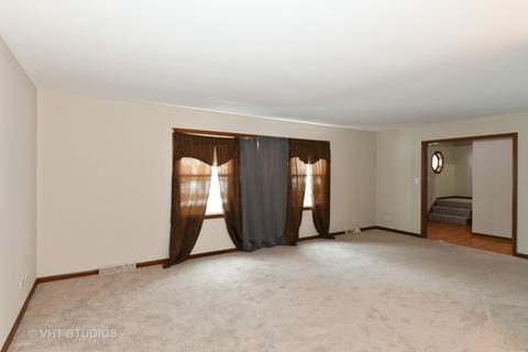 89 Redstart Rd, Naperville, IL 60565 photo 3