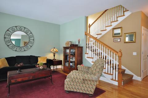 157 Gage Rd, Riverside, IL 60546 photo 4