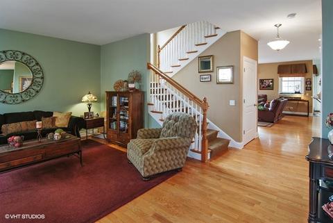 157 Gage Rd, Riverside, IL 60546 photo 3