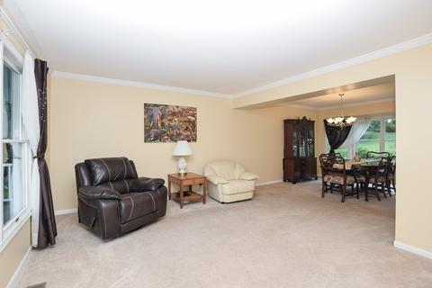 2473 Knowlton Dr, West Dundee, IL 60118 photo 3