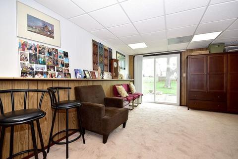 991 Stuart Dr, Bartlett, IL 60103 photo 14
