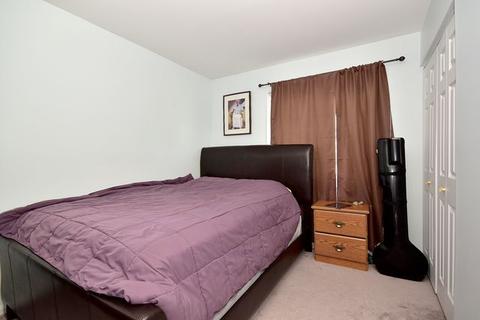 991 Stuart Dr, Bartlett, IL 60103 photo 9