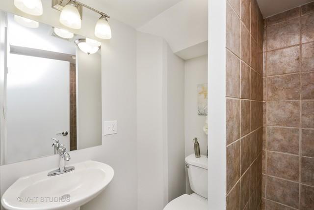  3530 W 73rd St, Chicago, IL 60629 photo 11