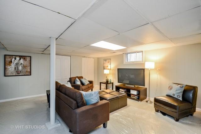  3530 W 73rd St, Chicago, IL 60629 photo 12