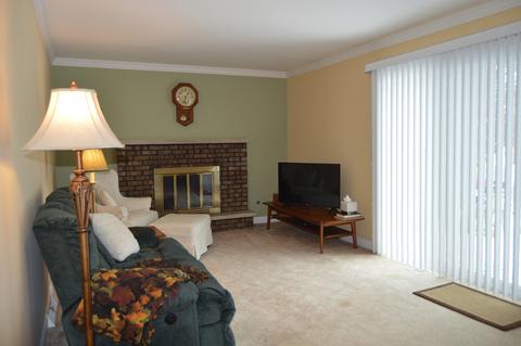 583 South Dr, Algonquin, IL 60102 photo 7