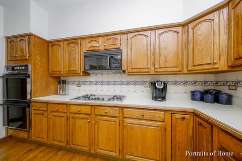 134 Circle Ridge Dr, Burr Ridge, IL 60527 photo 12