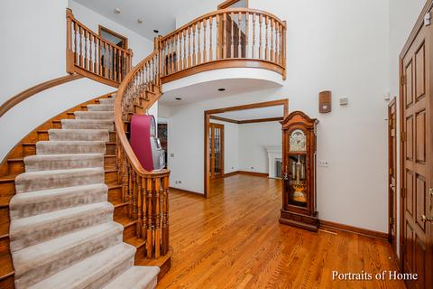 134 Circle Ridge Dr, Burr Ridge, IL 60527 photo 5