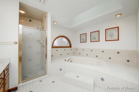 134 Circle Ridge Dr, Burr Ridge, IL 60527 photo 17