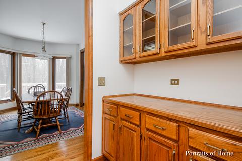 134 Circle Ridge Dr, Burr Ridge, IL 60527 photo 14