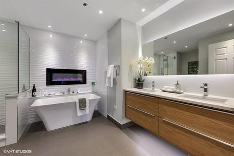 21 E Huron St #3201, Chicago, IL 60611 photo 8
