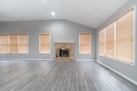 1240 Bison Ln, Hoffman Estates, IL 60192 photo 12