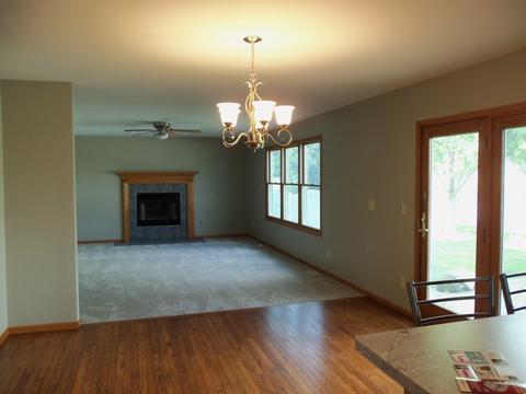 2009 Oak Forest Dr, Morris, IL 60450 photo 16