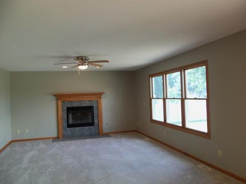 2009 Oak Forest Dr, Morris, IL 60450 photo 15