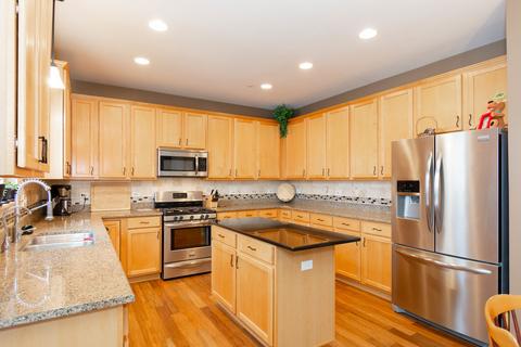 6080 Frank Dr, Hoffman Estates, IL 60192 photo 7