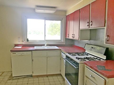 402 E Kansas St, Bureau, IL 61315 photo 6
