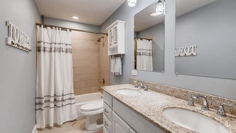 230 E Bradley St, Des Plaines, IL 60016 photo 15