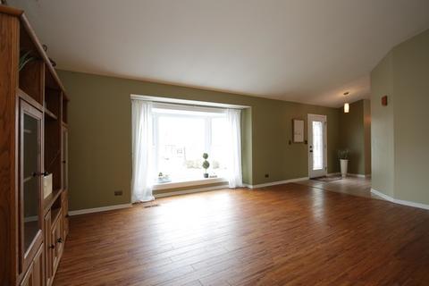 1500 Eliot Trl, Elgin, IL 60120 photo 6