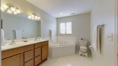 711 E Tomaras Ave, Savoy, IL 61874 photo 17