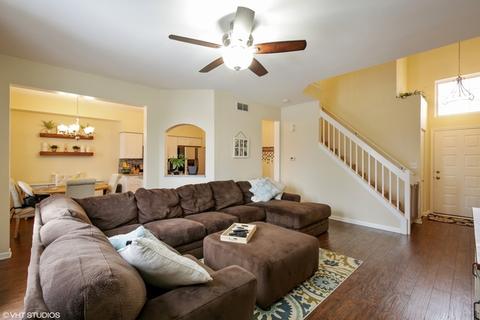 994 Mesa Dr, Elgin, IL 60123 photo 3