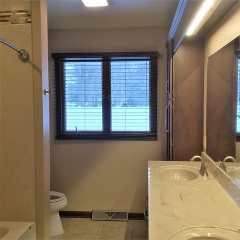 475 E 4th St, Herscher, IL 60941 photo 15