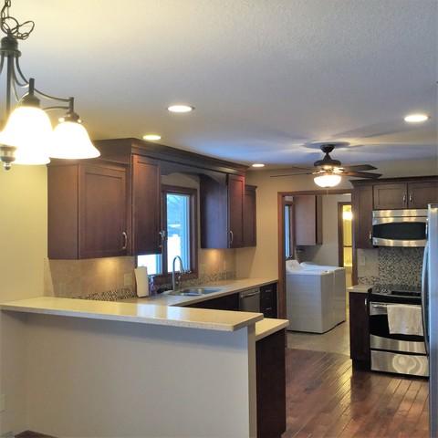 475 E 4th St, Herscher, IL 60941 photo 6