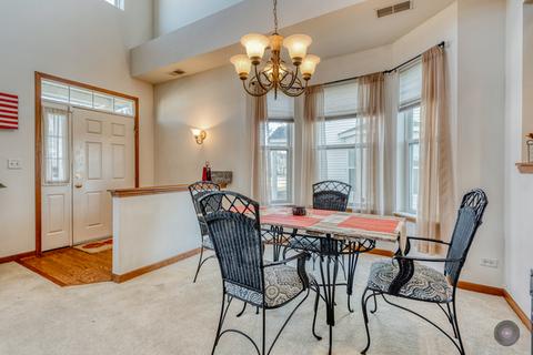 2442 Georgetown Cir, Aurora, IL 60503 photo 9