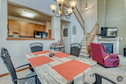 2442 Georgetown Cir, Aurora, IL 60503 photo 5