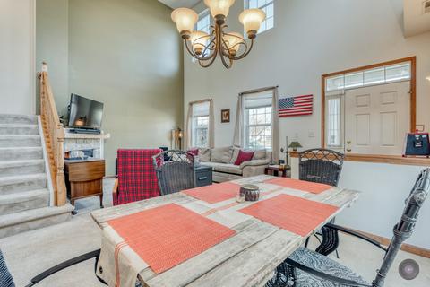 2442 Georgetown Cir, Aurora, IL 60503 photo 4