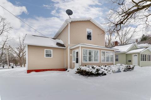 209 E Phoenix Ave, Normal, IL 61761 photo 1