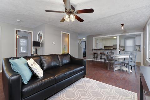 209 E Phoenix Ave, Normal, IL 61761 photo 8