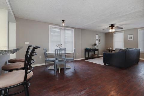 209 E Phoenix Ave, Normal, IL 61761 photo 9