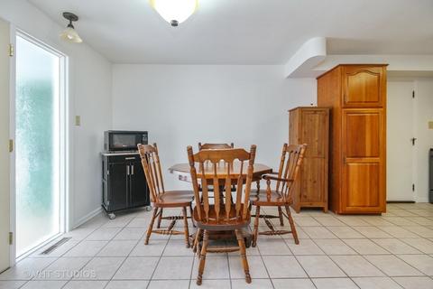 999 Hawthorne Ln, Kankakee, IL 60901 photo 4