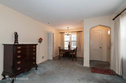 102 S Williston St, Wheaton, IL 60187 photo 3