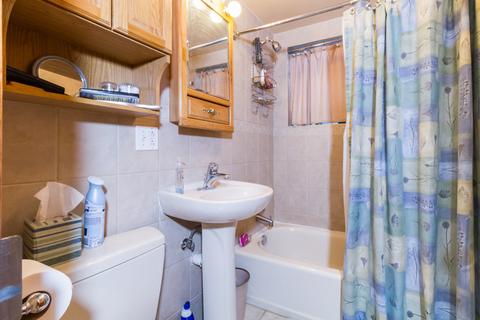 1122 E 91st St, Chicago, IL 60619 photo 8