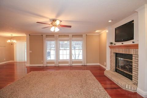 1007 Sterling Glen Cc Ct, Normal, IL 61761 photo 13