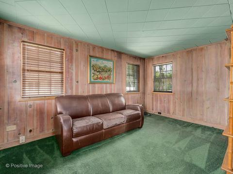 740 E Greenview Rd, Itasca, IL 60143 photo 12