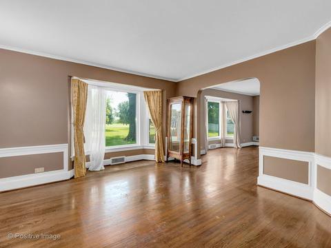 740 E Greenview Rd, Itasca, IL 60143 photo 8