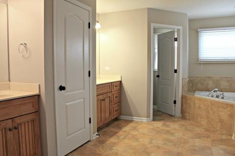 3603 Wetlands Dr, Elgin, IL 60124 photo 27