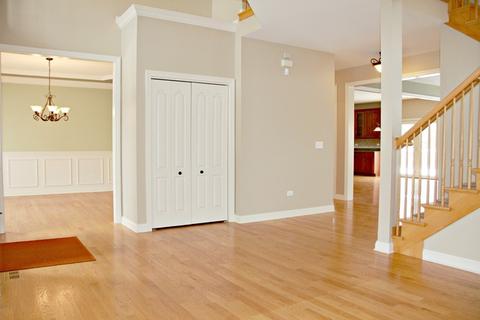 3603 Wetlands Dr, Elgin, IL 60124 photo 2