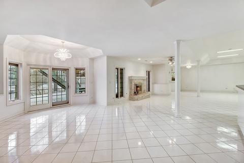 9284 Cascade Cir N, Burr Ridge, IL 60527 photo 42