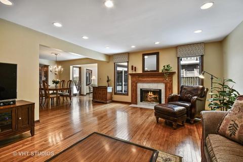 424 W Evergreen St, Wheaton, IL 60187 photo 8