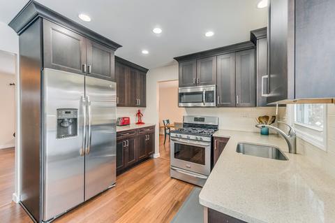 237 Willoway Dr, Naperville, IL 60540 photo 8