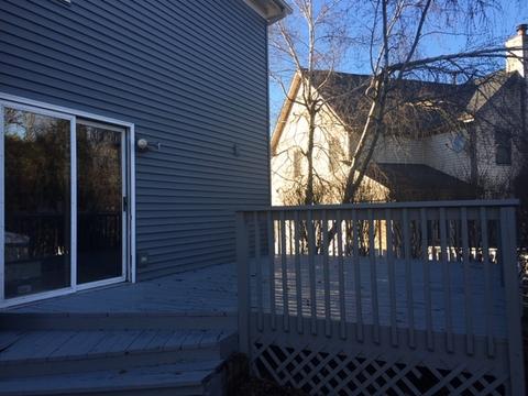 965 Stockbridge Pl, Elgin, IL 60120 photo 3