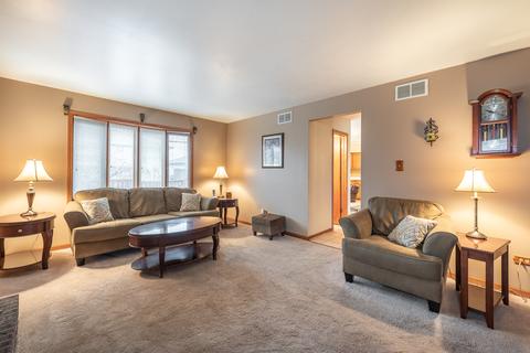 1809 Winger Dr, Plainfield, IL 60586 photo 4