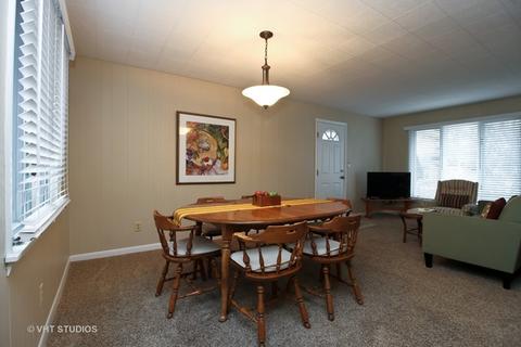 955 S 10th Ave, Kankakee, IL 60901 photo 5