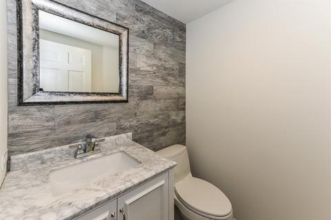 508 N Green St, Mchenry, IL 60050 photo 41